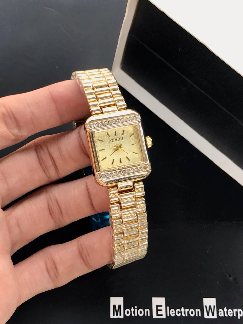 GUCCI Woman Watch
